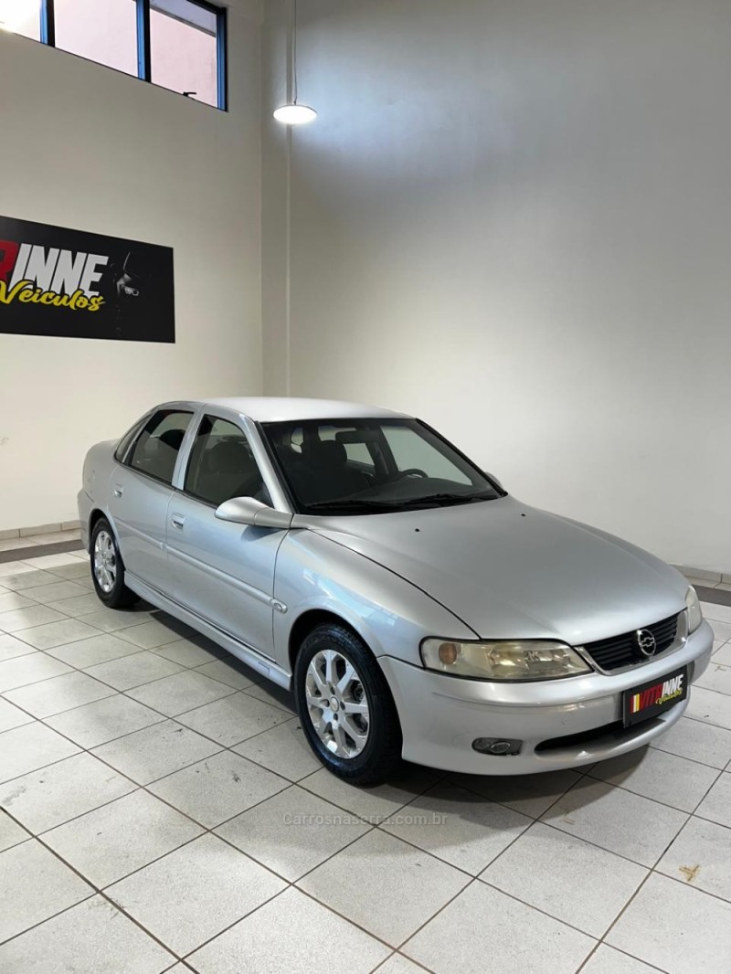 VECTRA 2.2 MPFI GLS 8V GASOLINA 4P MANUAL - 2001 - CAXIAS DO SUL