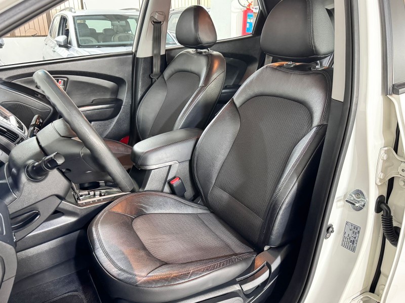 IX35 2.0 MPFI GLS 4X2 16V GASOLINA 4P AUTOMÁTICO - 2016 - CAXIAS DO SUL