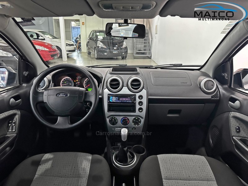 FIESTA 1.6 ROCAM SE SEDAN 8V FLEX 4P MANUAL - 2014 - NOVO HAMBURGO