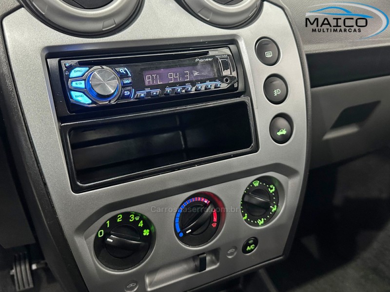 FIESTA 1.6 ROCAM SE SEDAN 8V FLEX 4P MANUAL - 2014 - NOVO HAMBURGO