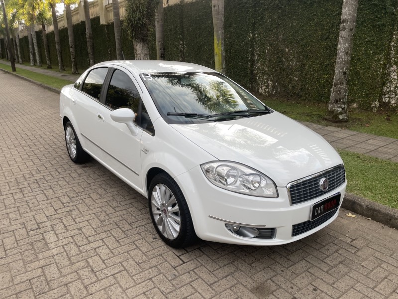 LINEA 1.8 ABSOLUTE 16V FLEX 4P AUTOMATIZADO - 2013 - CAXIAS DO SUL