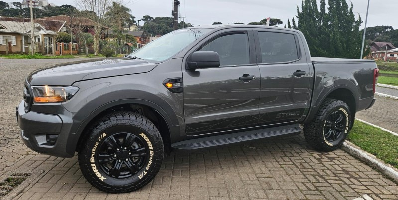 RANGER 3.2 STORM 4X4 CD 20V DIESEL 4P AUTOMÁTICO - 2023 - CANELA