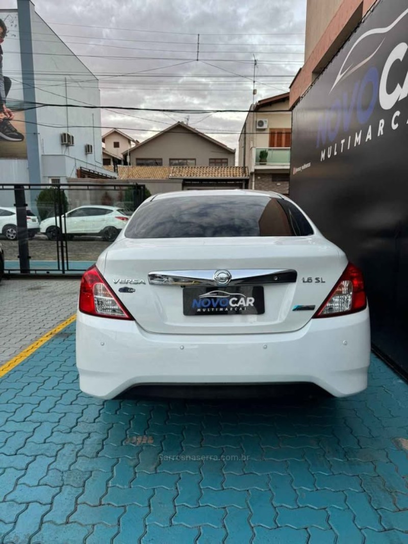 VERSA 1.6 16V FLEX SL 4P XTRONIC - 2018 - ESTâNCIA VELHA