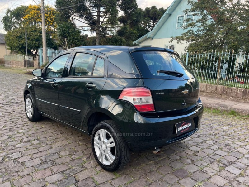 AGILE 1.4 MPFI LTZ 8V FLEX 4P MANUAL - 2011 - CANELA