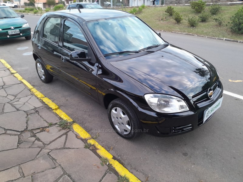 CELTA 1.0 MPFI LS 8V FLEX 4P MANUAL - 2009 - NOVA PRATA