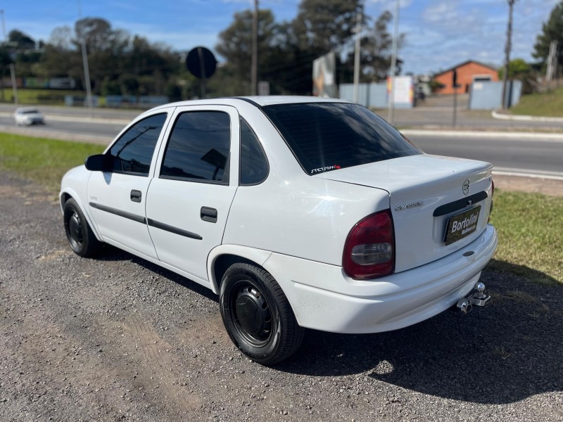 CLASSIC 1.0 MPFI LIFE 8V GASOLINA 4P MANUAL - 2005 - FARROUPILHA