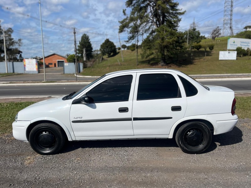 CLASSIC 1.0 MPFI LIFE 8V GASOLINA 4P MANUAL - 2005 - FARROUPILHA