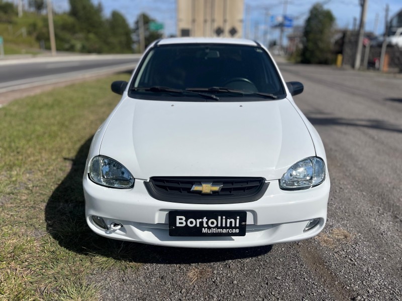 CLASSIC 1.0 MPFI LIFE 8V GASOLINA 4P MANUAL - 2005 - FARROUPILHA