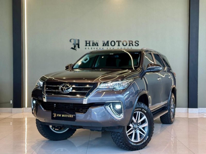 HILUX SW4 2.8 SRX 4X4 16V TURBO INTERCOOLER DIESEL 4P AUTOMÁTICO - 2019 - CAXIAS DO SUL