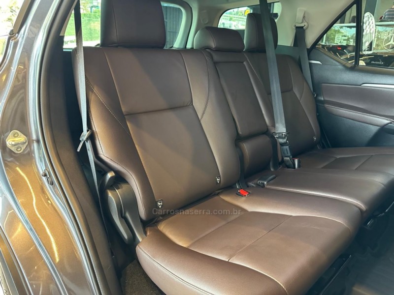 HILUX SW4 2.8 SRX 4X4 16V TURBO INTERCOOLER DIESEL 4P AUTOMÁTICO - 2019 - CAXIAS DO SUL