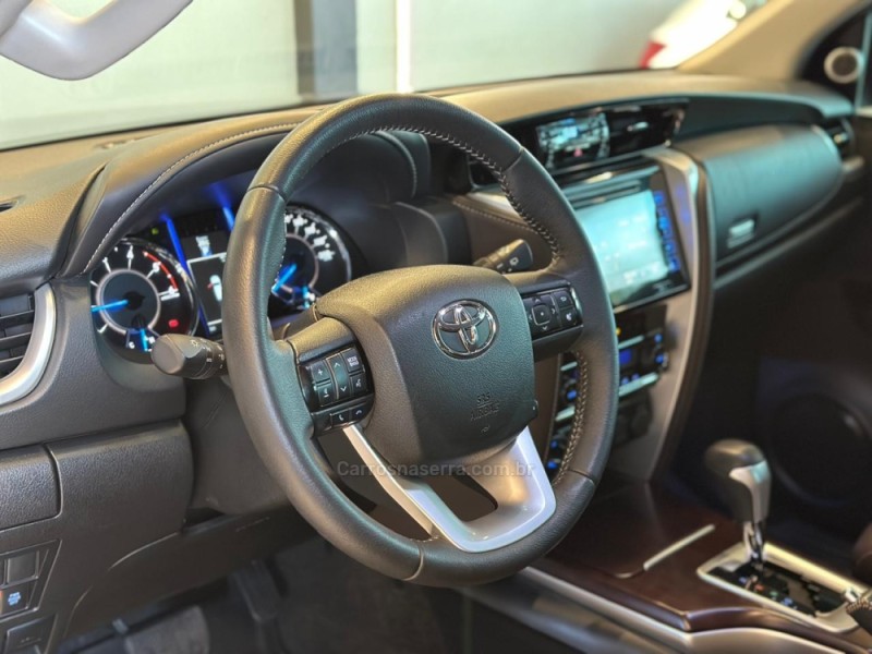 HILUX SW4 2.8 SRX 4X4 16V TURBO INTERCOOLER DIESEL 4P AUTOMÁTICO - 2019 - CAXIAS DO SUL