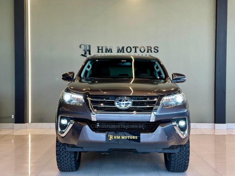 HILUX SW4 2.8 SRX 4X4 16V TURBO INTERCOOLER DIESEL 4P AUTOMÁTICO - 2019 - CAXIAS DO SUL