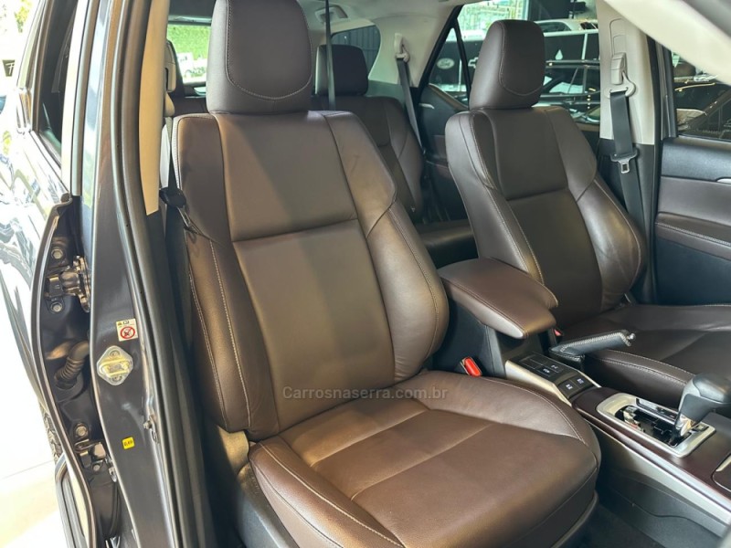 HILUX SW4 2.8 SRX 4X4 16V TURBO INTERCOOLER DIESEL 4P AUTOMÁTICO - 2019 - CAXIAS DO SUL