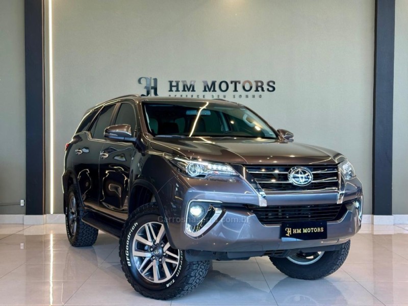 HILUX SW4 2.8 SRX 4X4 16V TURBO INTERCOOLER DIESEL 4P AUTOMÁTICO - 2019 - CAXIAS DO SUL