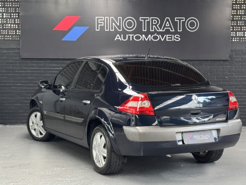 MÉGANE 1.6 DYNAMIQUE 16V FLEX 4P MANUAL - 2007 - CAXIAS DO SUL