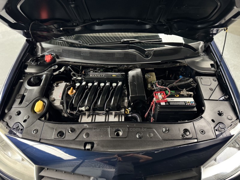 MÉGANE 1.6 DYNAMIQUE 16V FLEX 4P MANUAL - 2007 - CAXIAS DO SUL