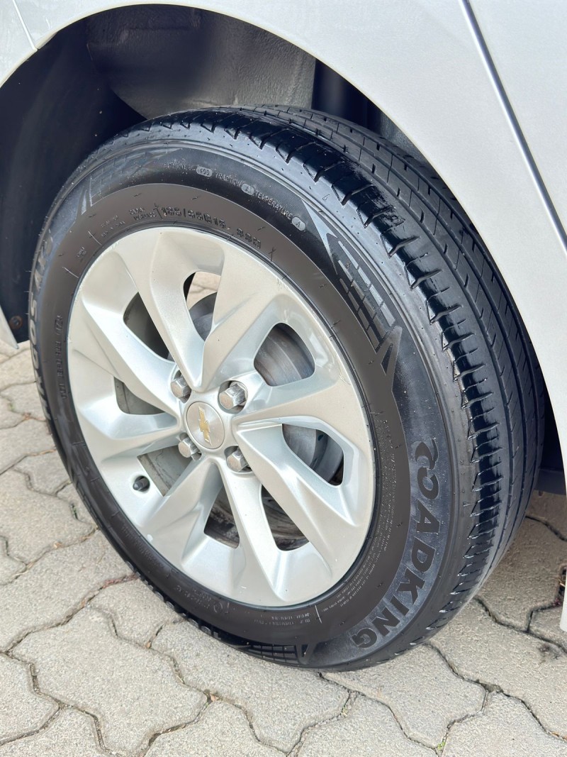 ONIX 1.0 LTZ 12V TURBO FLEX 4P MANUAL - 2021 - CAXIAS DO SUL