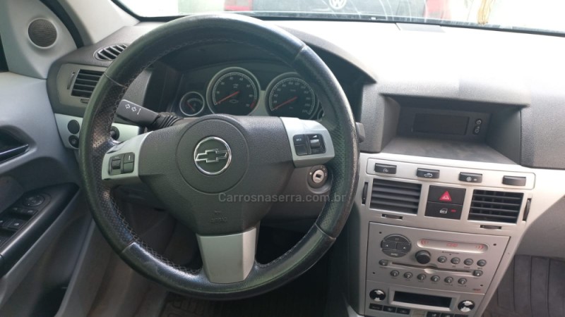 VECTRA 2.0 MPFI ELEGANCE 8V 140CV FLEX 4P MANUAL - 2009 - FARROUPILHA