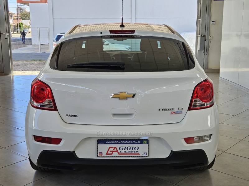 CRUZE 1.8 LT SPORT6 16V FLEX 4P AUTOMÁTICO - 2016 - TAPEJARA