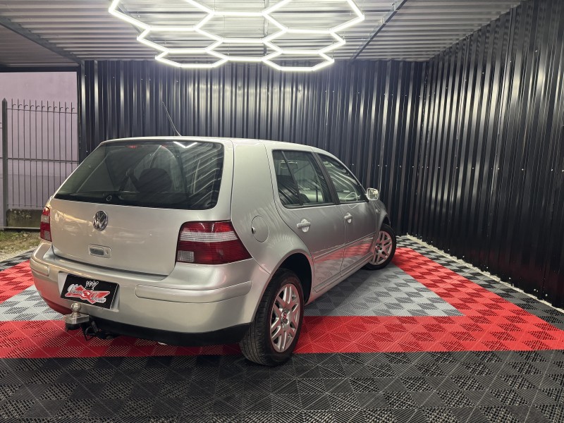 GOLF 1.6 MI 8V GASOLINA 4P MANUAL - 2005 - CAXIAS DO SUL