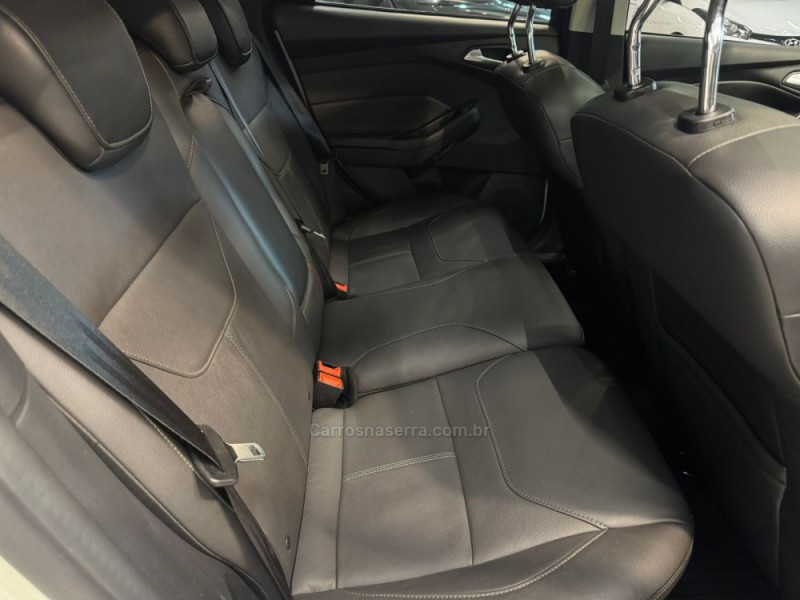 FOCUS 2.0 TITANIUM PLUS HATCH 16V FLEX 4P AUTO - 2017 - CAXIAS DO SUL