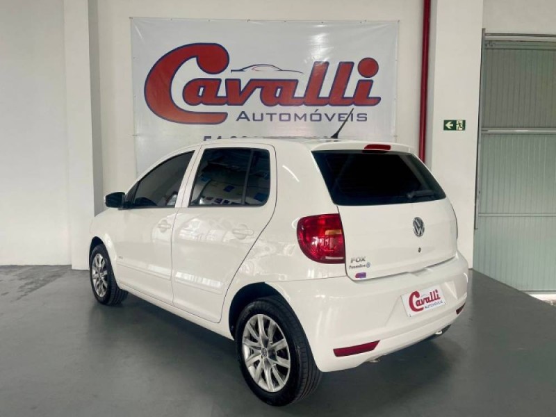 FOX 1.0 MI TRENDLINE 8V FLEX 4P MANUAL - 2011 - CAXIAS DO SUL