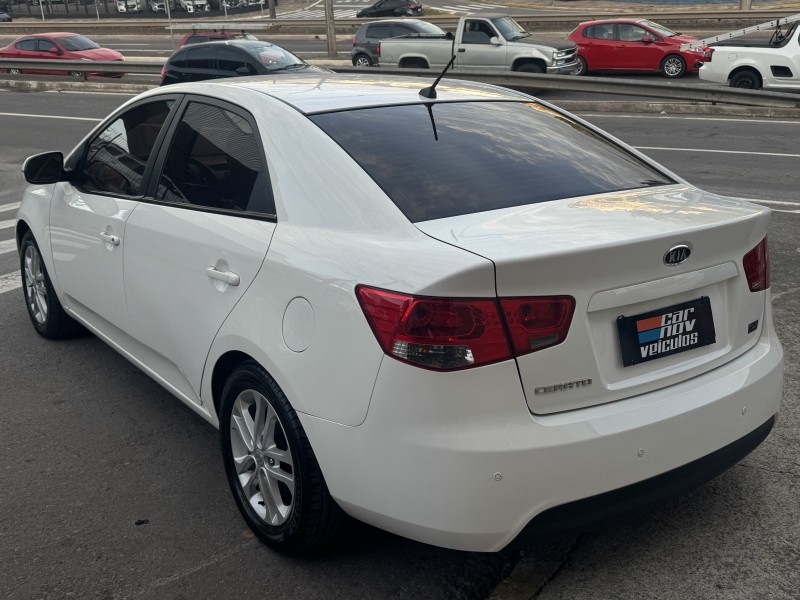 CERATO 1.6 EX SEDAN 16V GASOLINA 4P MANUAL - 2011 - CAXIAS DO SUL