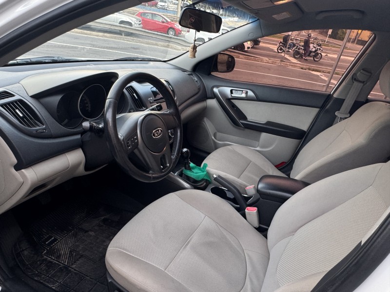 CERATO 1.6 EX SEDAN 16V GASOLINA 4P MANUAL - 2011 - CAXIAS DO SUL
