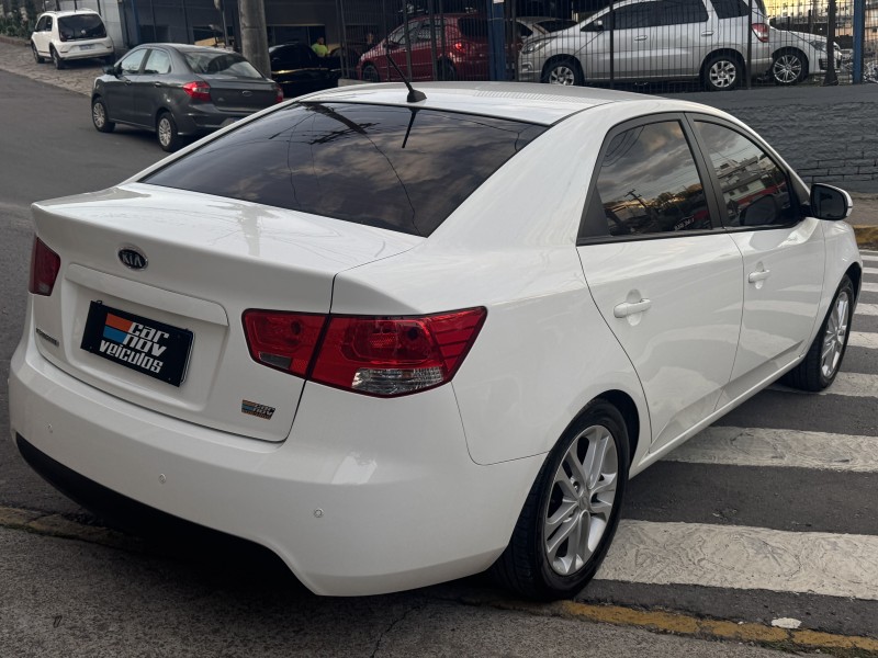 CERATO 1.6 EX SEDAN 16V GASOLINA 4P MANUAL - 2011 - CAXIAS DO SUL