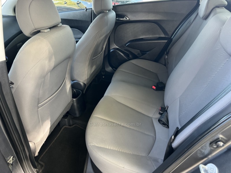HB20S 1.6 COMFORT PLUS 16V FLEX 4P MANUAL - 2015 - DOIS IRMãOS