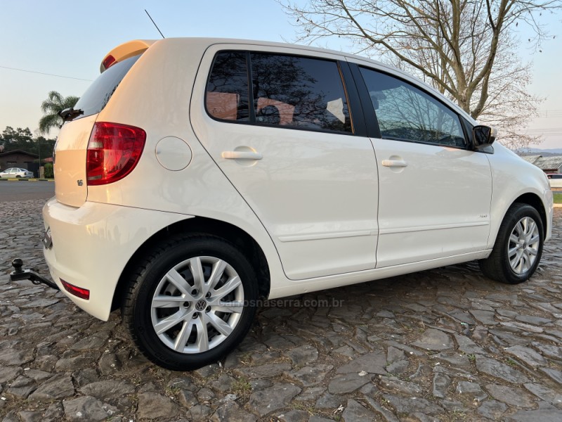 FOX 1.6 MI ITREND 8V FLEX 4P MANUAL - 2014 - DOIS IRMãOS