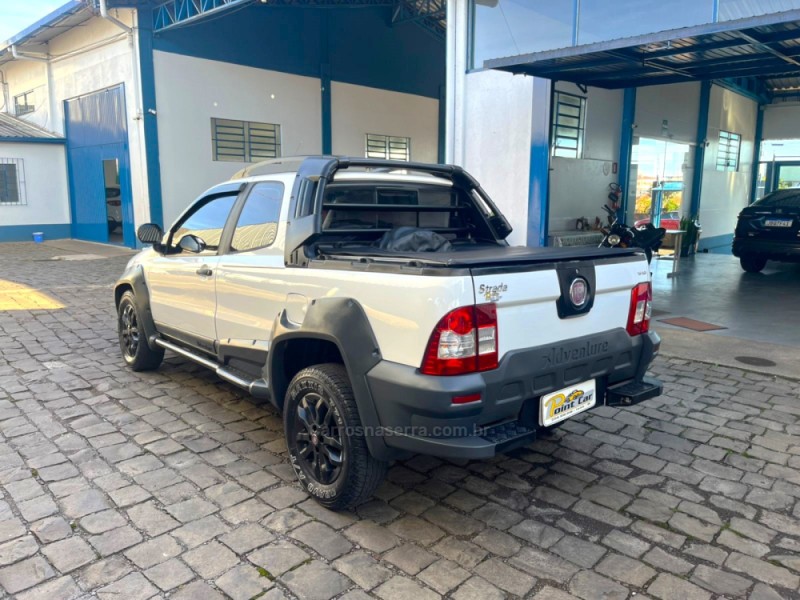 STRADA 1.8 MPI ADVENTURE CD 16V FLEX 2P MANUAL - 2013 - VACARIA