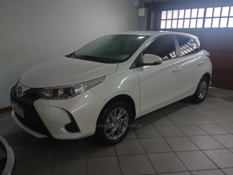YARIS 1.5 XS 16V FLEX 4P AUTOMÁTICO - 2025 - CAXIAS DO SUL