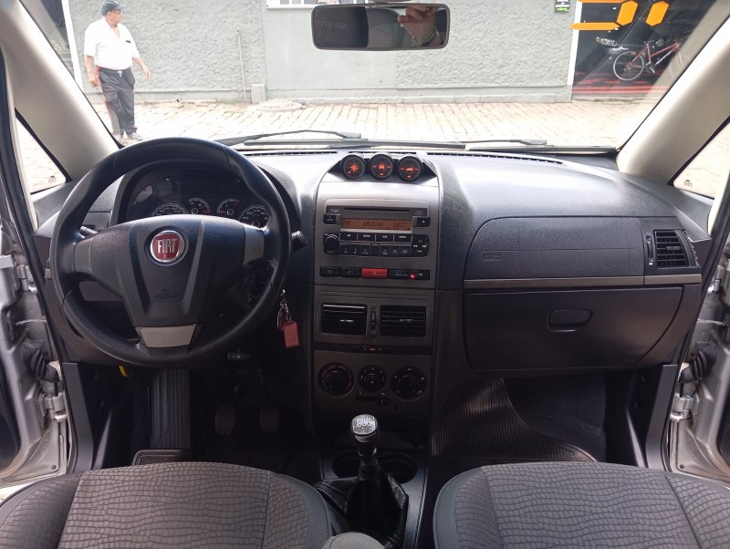IDEA 1.8 MPI ADVENTURE 8V FLEX 4P MANUAL - 2012 - CAXIAS DO SUL