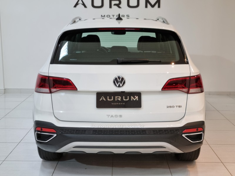 TAOS 1.4 16V HIGHLINE TSI FLEX 4P AUTOMÁTICO - 2022 - CAXIAS DO SUL