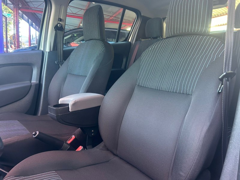 SANDERO 1.0 AUTHENTIQUE 12V FLEX 4P MANUAL - 2018 - TRêS COROAS