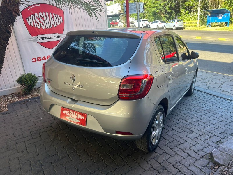 SANDERO 1.0 AUTHENTIQUE 12V FLEX 4P MANUAL - 2018 - TRêS COROAS