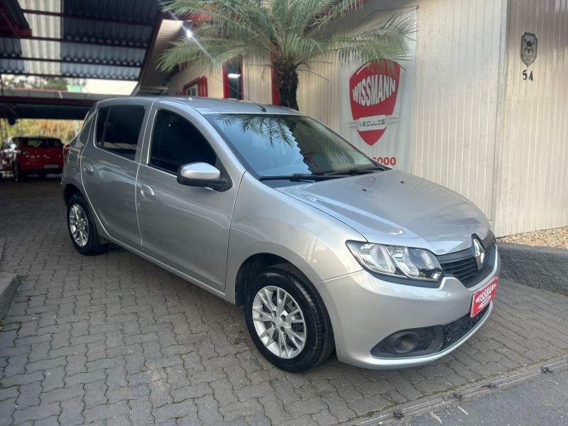 SANDERO 1.0 AUTHENTIQUE 12V FLEX 4P MANUAL - 2018 - TRêS COROAS