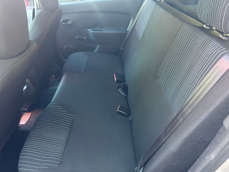 SANDERO 1.0 AUTHENTIQUE 12V FLEX 4P MANUAL - 2018 - TRêS COROAS
