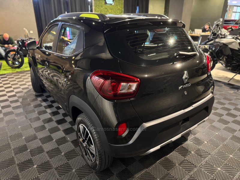 KWID 1.0 12V OUTSIDER FLEX 4P MANUAL - 2025 - FARROUPILHA