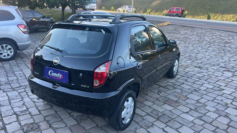 CELTA 1.0 MPFI SPIRIT 8V FLEX 4P MANUAL - 2011 - FARROUPILHA