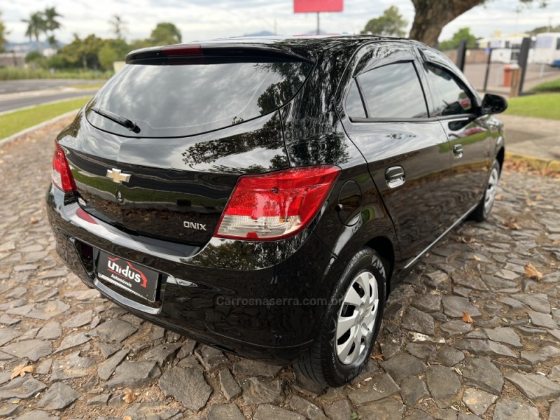 ONIX 1.0 JOY 8V FLEX 4P MANUAL - 2016 - DOIS IRMãOS