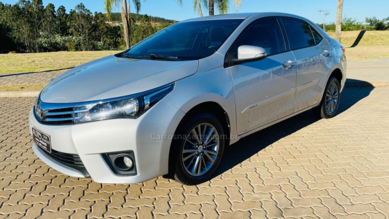 COROLLA 2.0 XEI 16V FLEX 4P AUTOMÁTICO - 2017 - DOIS IRMãOS