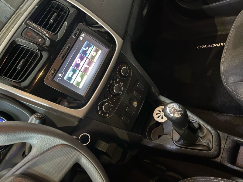 SANDERO 1.0 EXPRESSION 16V FLEX 4P MANUAL - 2018 - ANTôNIO PRADO
