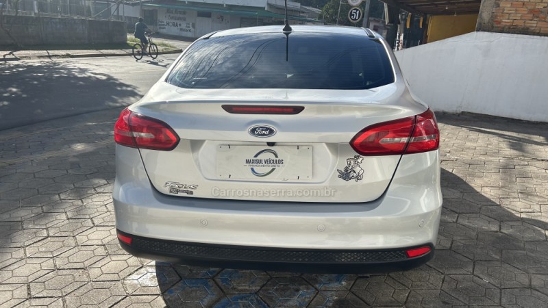 FOCUS 2.0 SE SEDAN 16V FLEX 4P AUTOMÁTICO - 2018 - GRAVATAí
