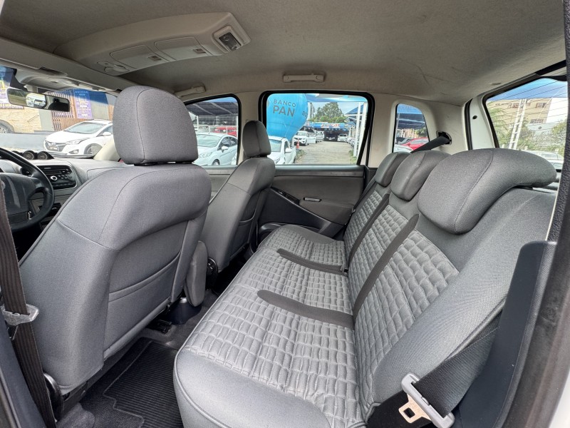 IDEA 1.8 MPI ADVENTURE 16V FLEX 4P MANUAL - 2013 - DOIS IRMãOS