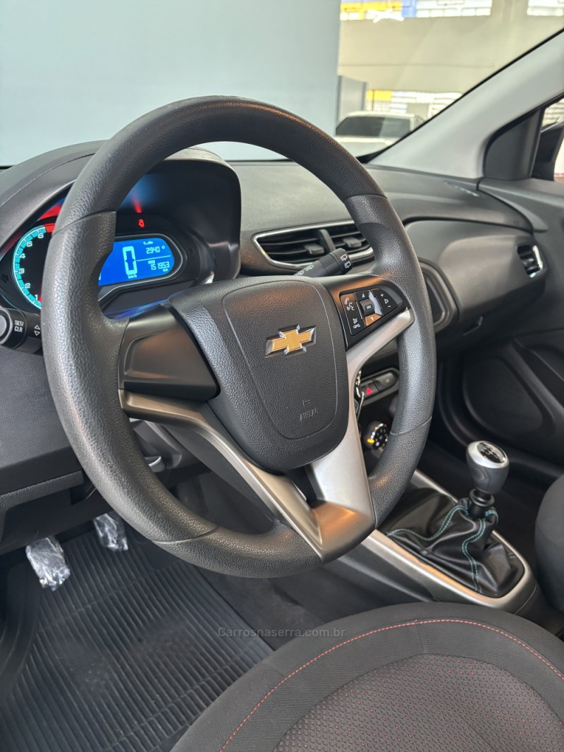 ONIX 1.4 MPFI LTZ 8V FLEX 4P MANUAL - 2016 - CAXIAS DO SUL