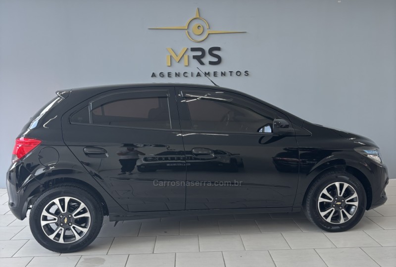 ONIX 1.4 MPFI LTZ 8V FLEX 4P MANUAL - 2016 - CAXIAS DO SUL