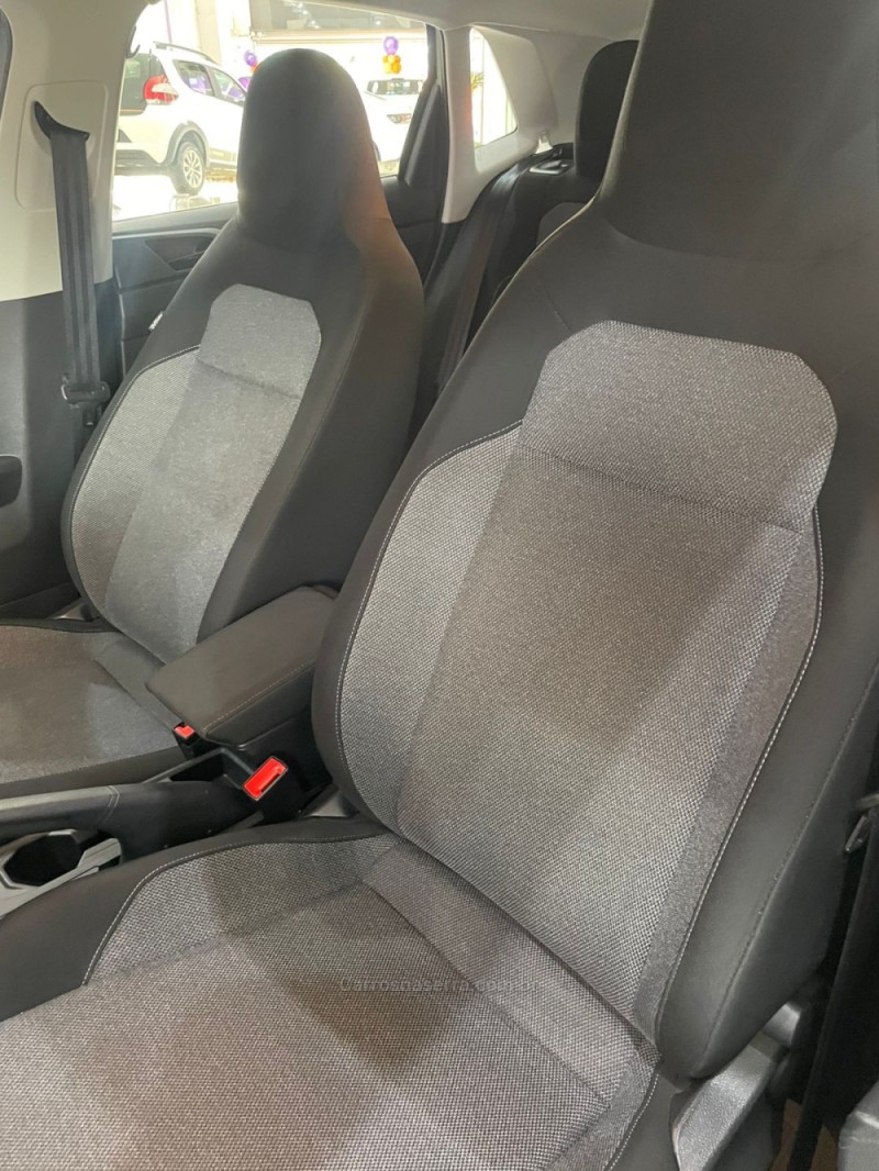 POLO 1.0 200 TSI COMFORTLINE AUTOMÁTICO - 2024 - CAXIAS DO SUL
