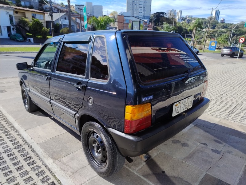 UNO 1.0 IE MILLE EP 8V GASOLINA 4P MANUAL - 1996 - CAXIAS DO SUL